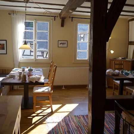 Der Kleine Globetrotter Acomodação com café da manhã Monschau Exterior foto