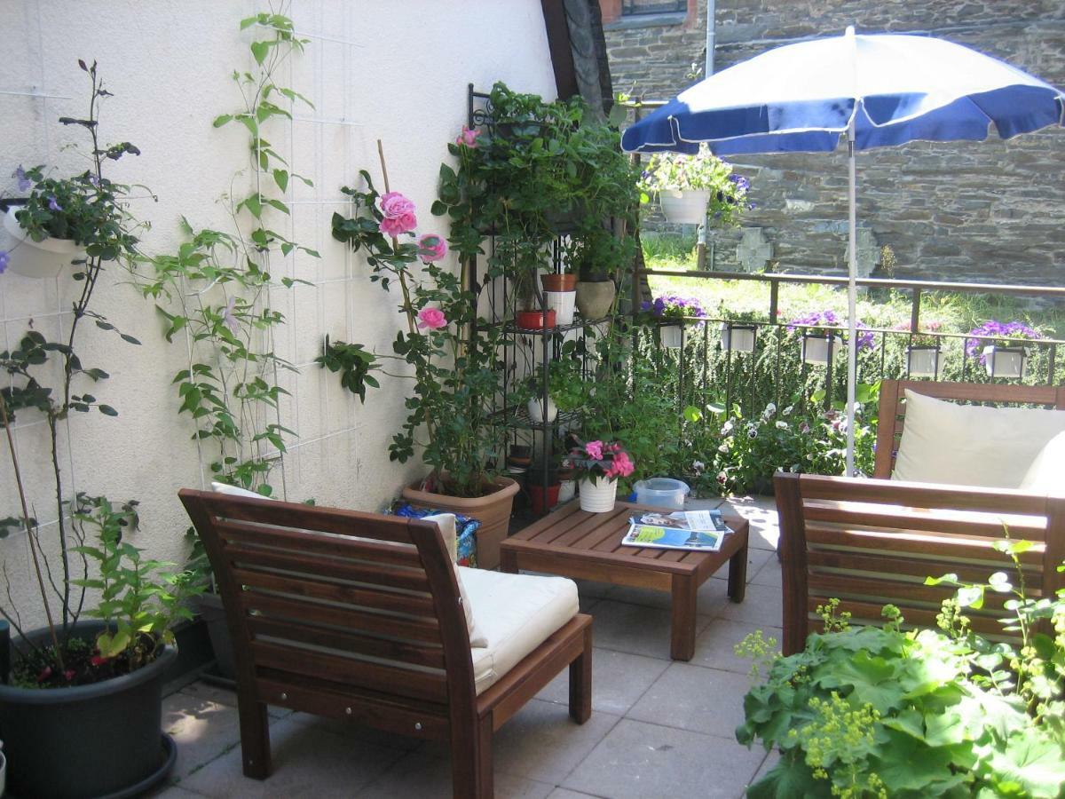 Der Kleine Globetrotter Acomodação com café da manhã Monschau Exterior foto